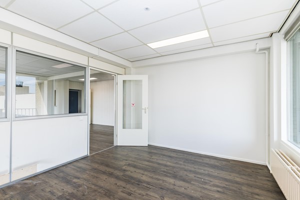 Medium property photo - Smirnoffweg 34, 3088 HE Rotterdam